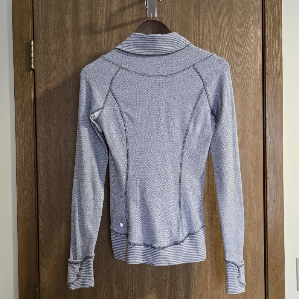 Lululemon Think Fast Pullover Sweatshirt